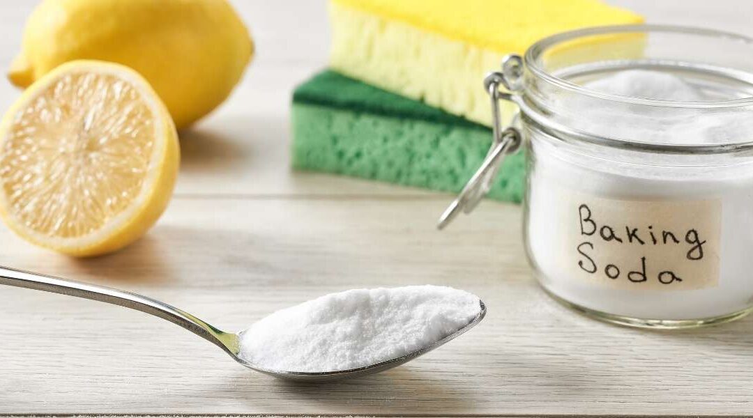 Bicarbonate de soude technique : quels sont les secrets de ce produit miracle pour tout détacher ?